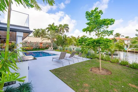 3001 NE 52nd Street Lighthouse Point FL 33064