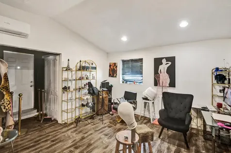 640 NE 160th Street Miami FL 33162