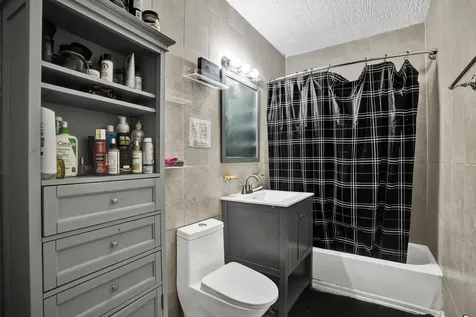 640 NE 160th Street Miami FL 33162