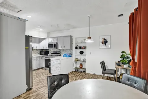 640 NE 160th Street Miami FL 33162