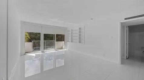 401 Peruvian Avenue Palm Beach FL 33480