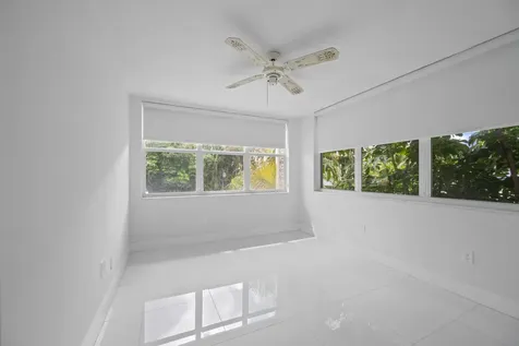 401 Peruvian Avenue Palm Beach FL 33480