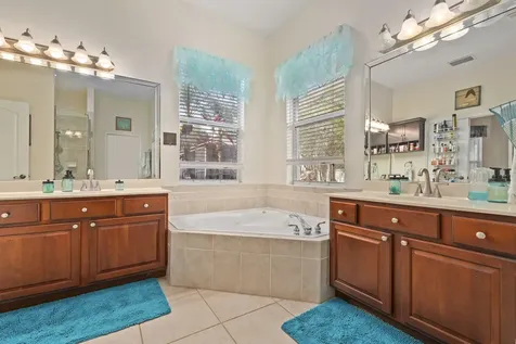 2704 Serenity Circle N Fort Pierce FL 34981