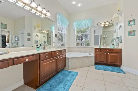 2704 Serenity Circle N Fort Pierce FL 34981
