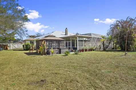 2704 Serenity Circle N Fort Pierce FL 34981