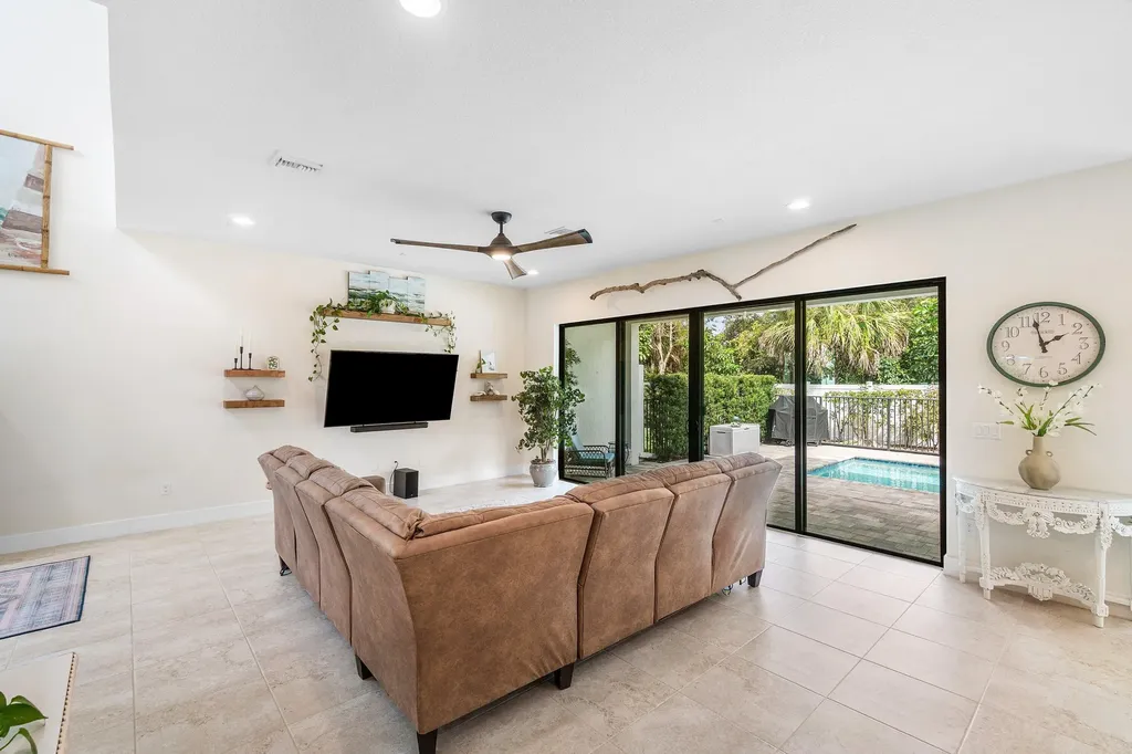 7296 Estero Drive Lake Worth FL 33463