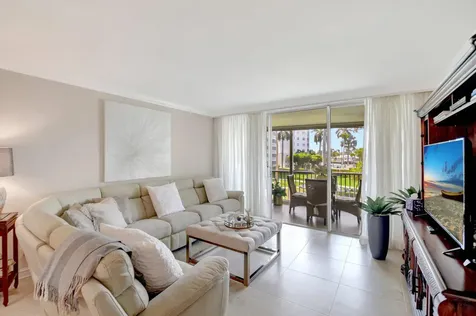 3224 S Ocean Boulevard Highland Beach FL 33487