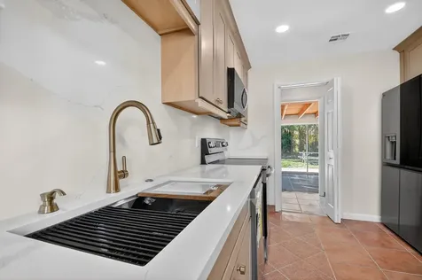 371 W 34th Street Riviera Beach FL 33404