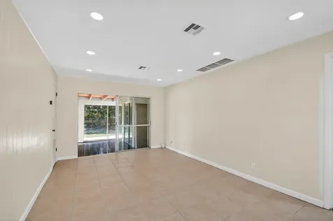 371 W 34th Street Riviera Beach FL 33404