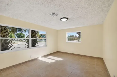 371 W 34th Street Riviera Beach FL 33404