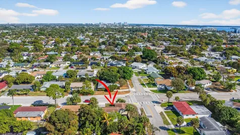 371 W 34th Street Riviera Beach FL 33404