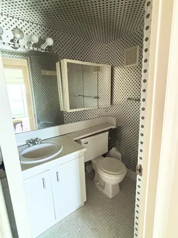 4015 Oakridge A Deerfield Beach FL 33442