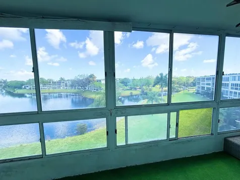 4015 Oakridge A Deerfield Beach FL 33442