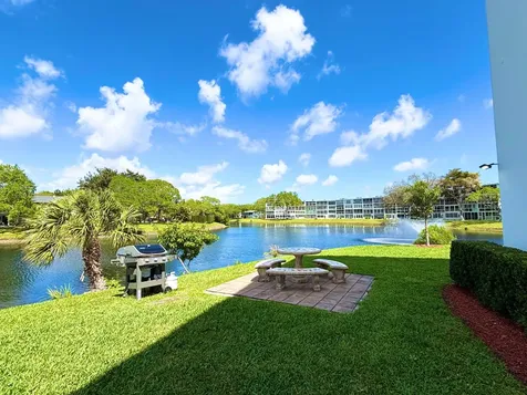 4015 Oakridge A Deerfield Beach FL 33442