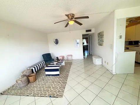 4015 Oakridge A Deerfield Beach FL 33442