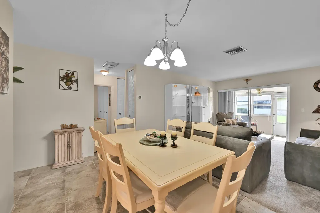 4796 Cresthaven Boulevard West Palm Beach FL 33415