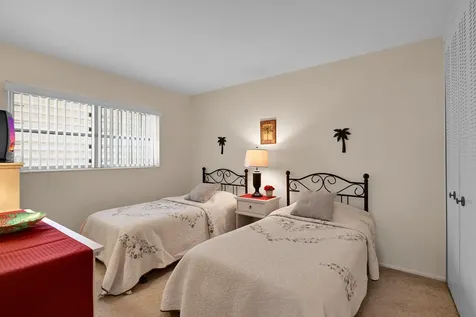 4796 Cresthaven Boulevard West Palm Beach FL 33415