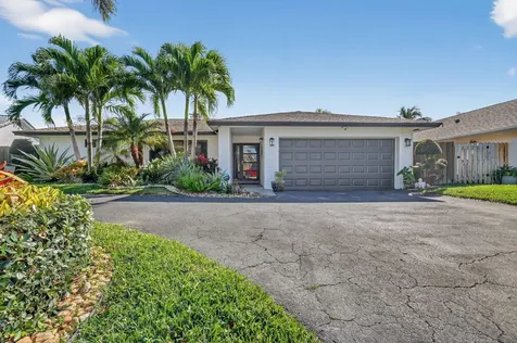 3876 NW 8th Street Delray Beach FL 33445