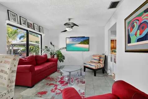 3876 NW 8th Street Delray Beach FL 33445