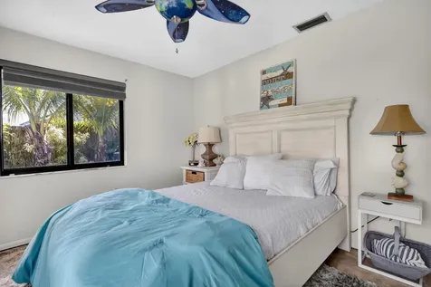 3876 NW 8th Street Delray Beach FL 33445