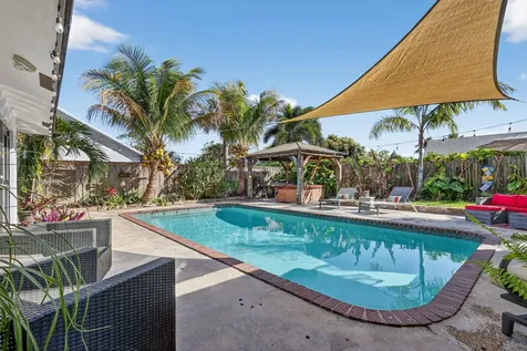 3876 NW 8th Street Delray Beach FL 33445