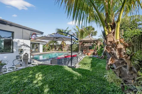 3876 NW 8th Street Delray Beach FL 33445