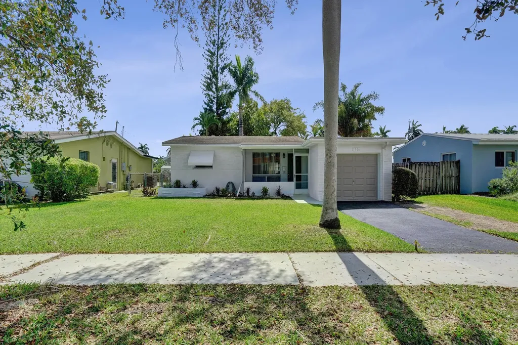 1506 Cleveland Street Hollywood FL 33020