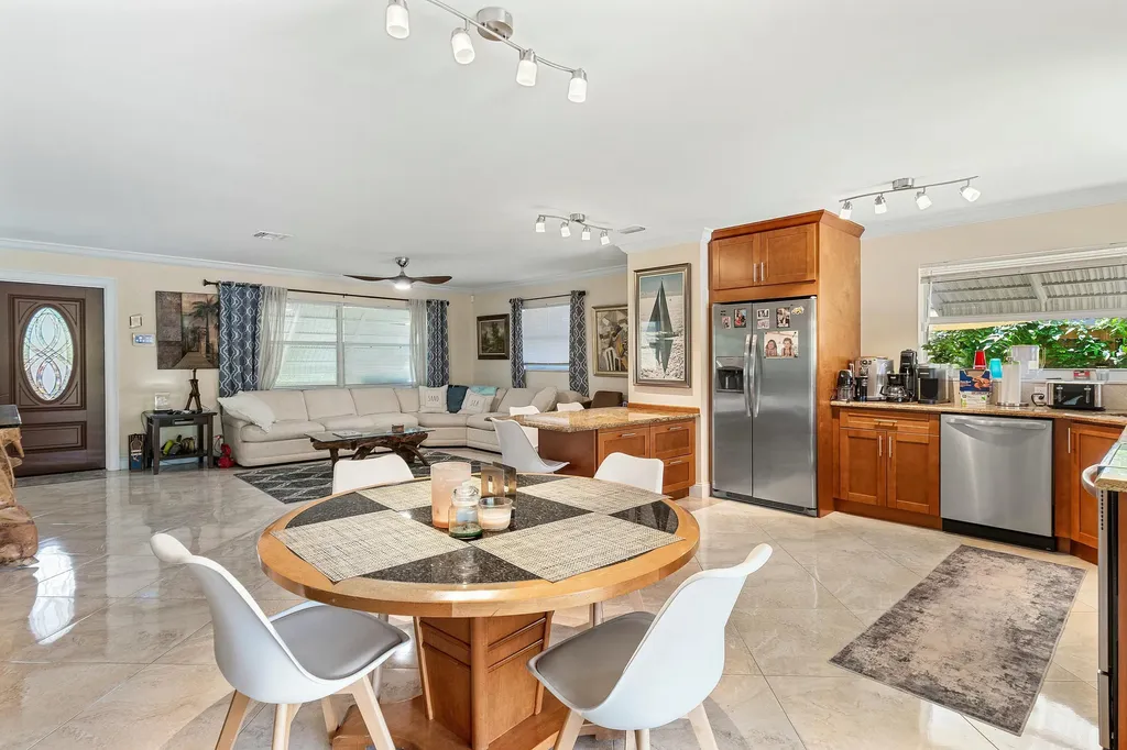 1650 NE 3rd Avenue Delray Beach FL 33444
