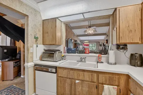8957 NW 44th Court Sunrise FL 33351