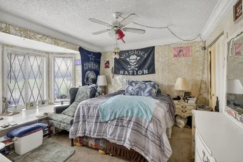8957 NW 44th Court Sunrise FL 33351