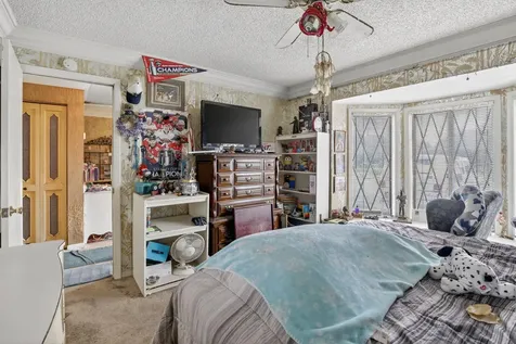 8957 NW 44th Court Sunrise FL 33351