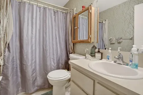 8957 NW 44th Court Sunrise FL 33351