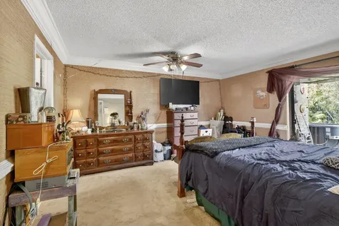 8957 NW 44th Court Sunrise FL 33351