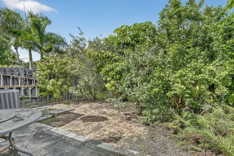 8957 NW 44th Court Sunrise FL 33351