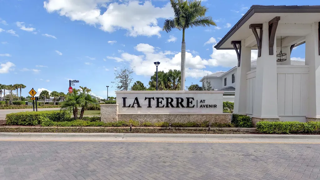 12104 Waterstone Circle Palm Beach Gardens FL 33412