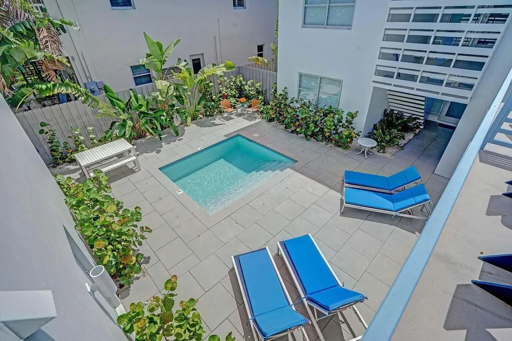 625 NE 13th Avenue Fort Lauderdale FL 33304