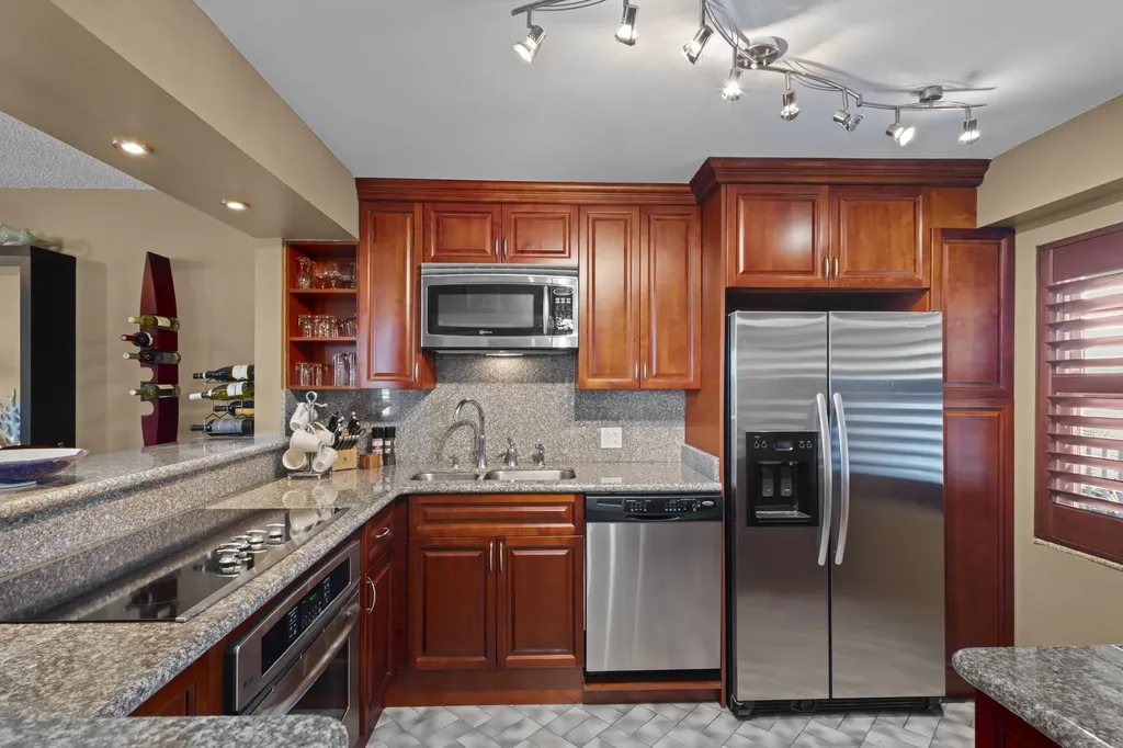 3520 Oaks Way Pompano Beach FL 33069