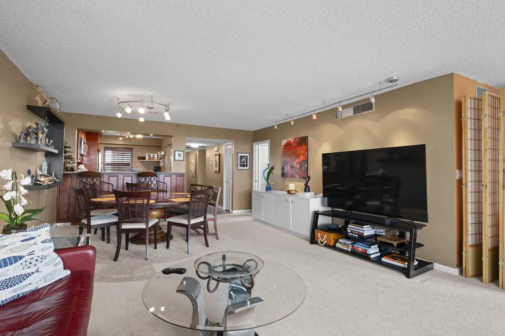 3520 Oaks Way Pompano Beach FL 33069