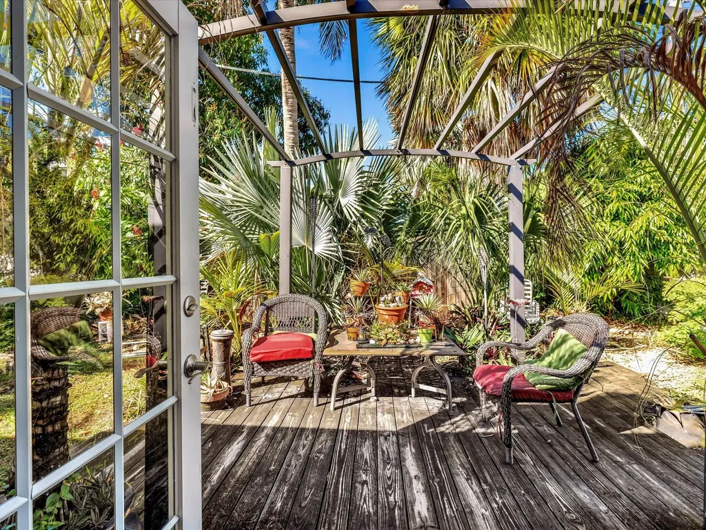 2822 Florida Boulevard Delray Beach FL 33483