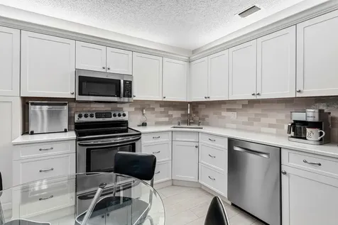 5099 Splendido Court Boynton Beach FL 33437