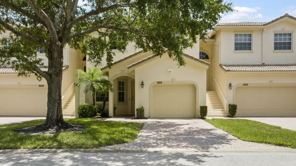 9011 Sand Shot Way Port St Lucie FL 34986