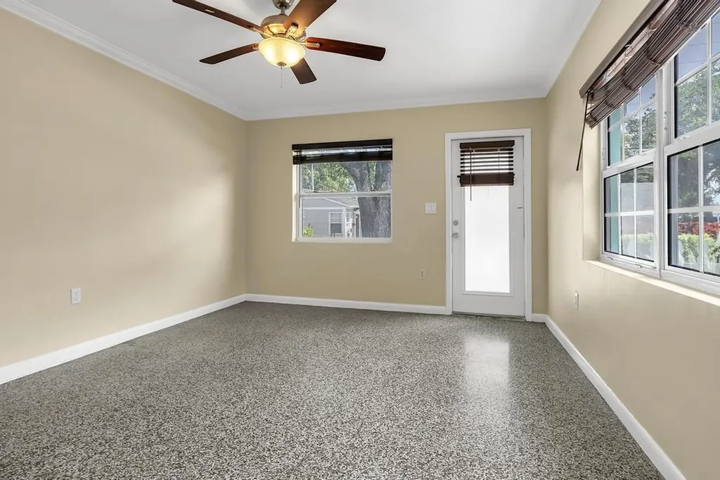 802 N J Street Lake Worth Beach FL 33460