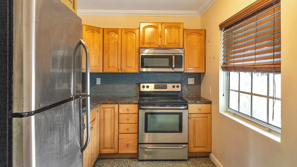 802 N J Street Lake Worth Beach FL 33460