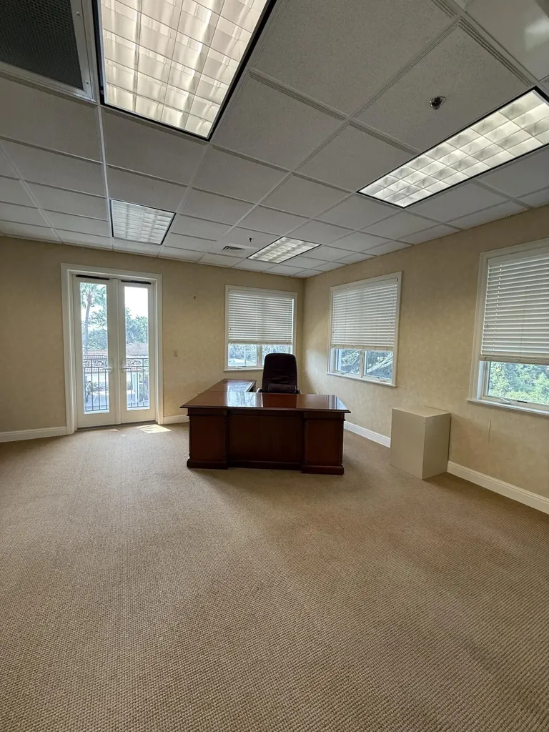 11450 SE Dixie Highway Hobe Sound FL 33455