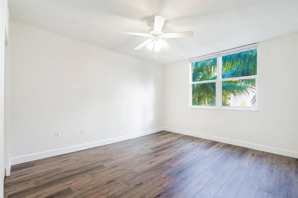 2421 NE 65th Street Fort Lauderdale FL 33308