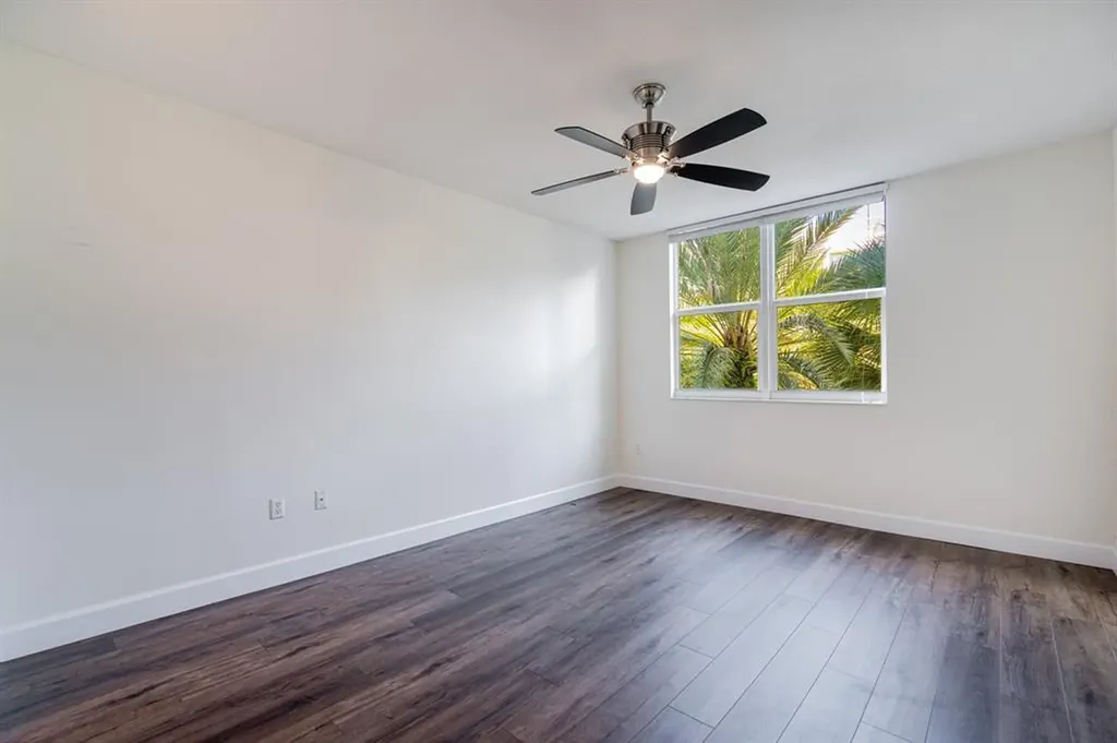 2421 NE 65th Street Fort Lauderdale FL 33308