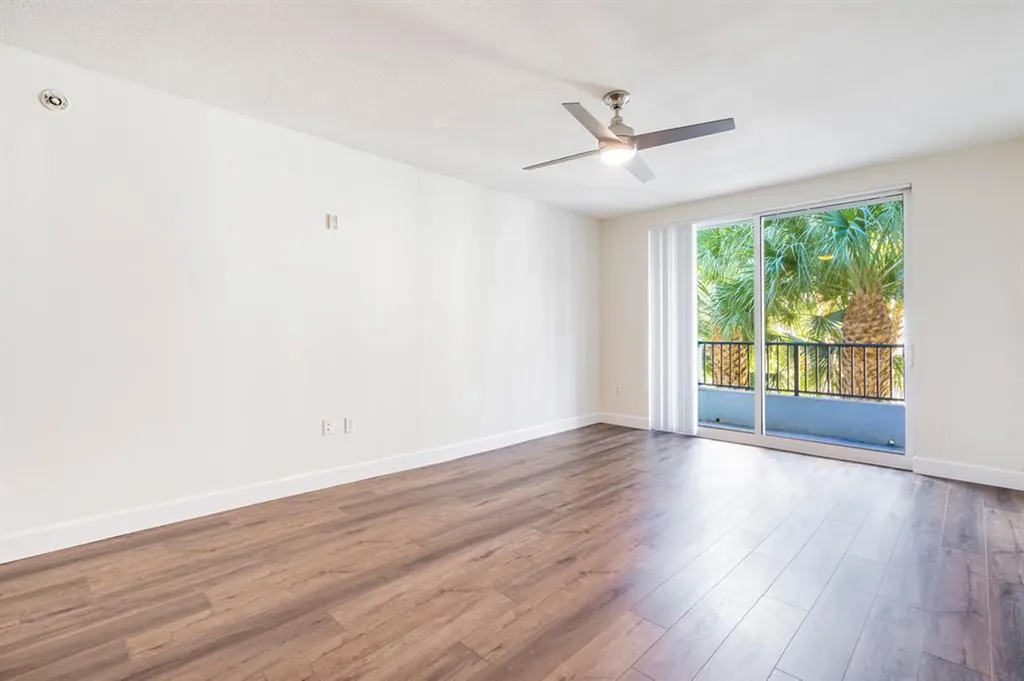 2421 NE 65th Street Fort Lauderdale FL 33308