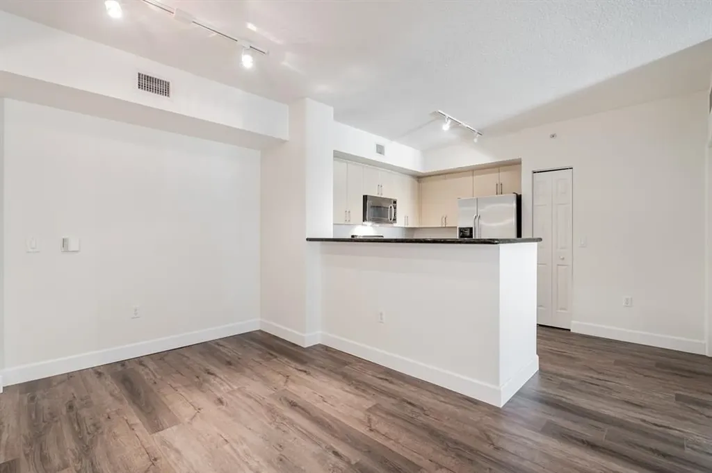 2421 NE 65th Street Fort Lauderdale FL 33308