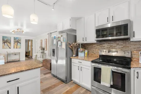 614 NE 28th Street Wilton Manors FL 33334