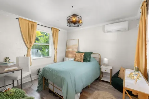 614 NE 28th Street Wilton Manors FL 33334